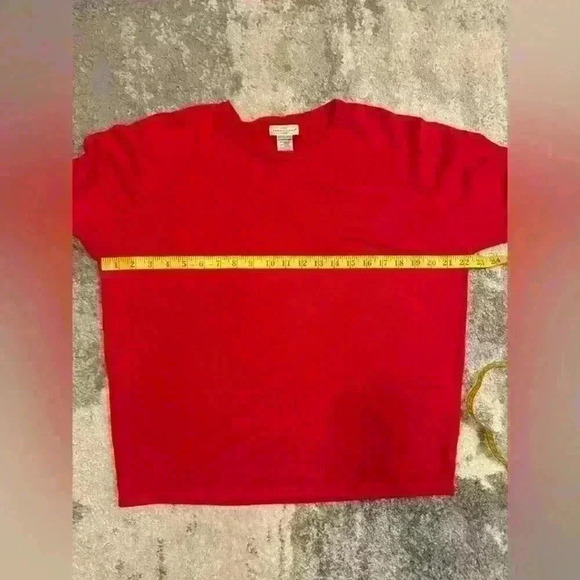 Women’s Red Yarnworks Top - Picture 4 of 5